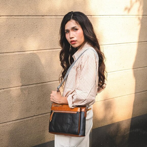 Small Leather Crossbody Bag Women Compact Travel Purses Organizer - Picture 7 of 7